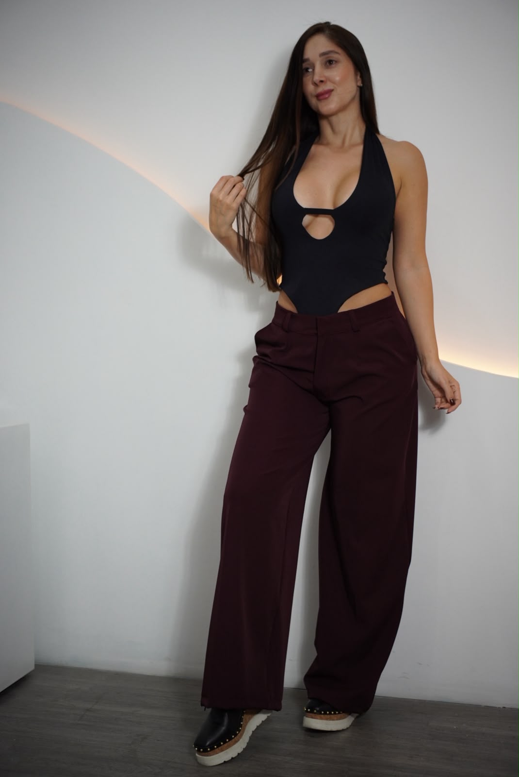 Pantalón básico tipo sastre