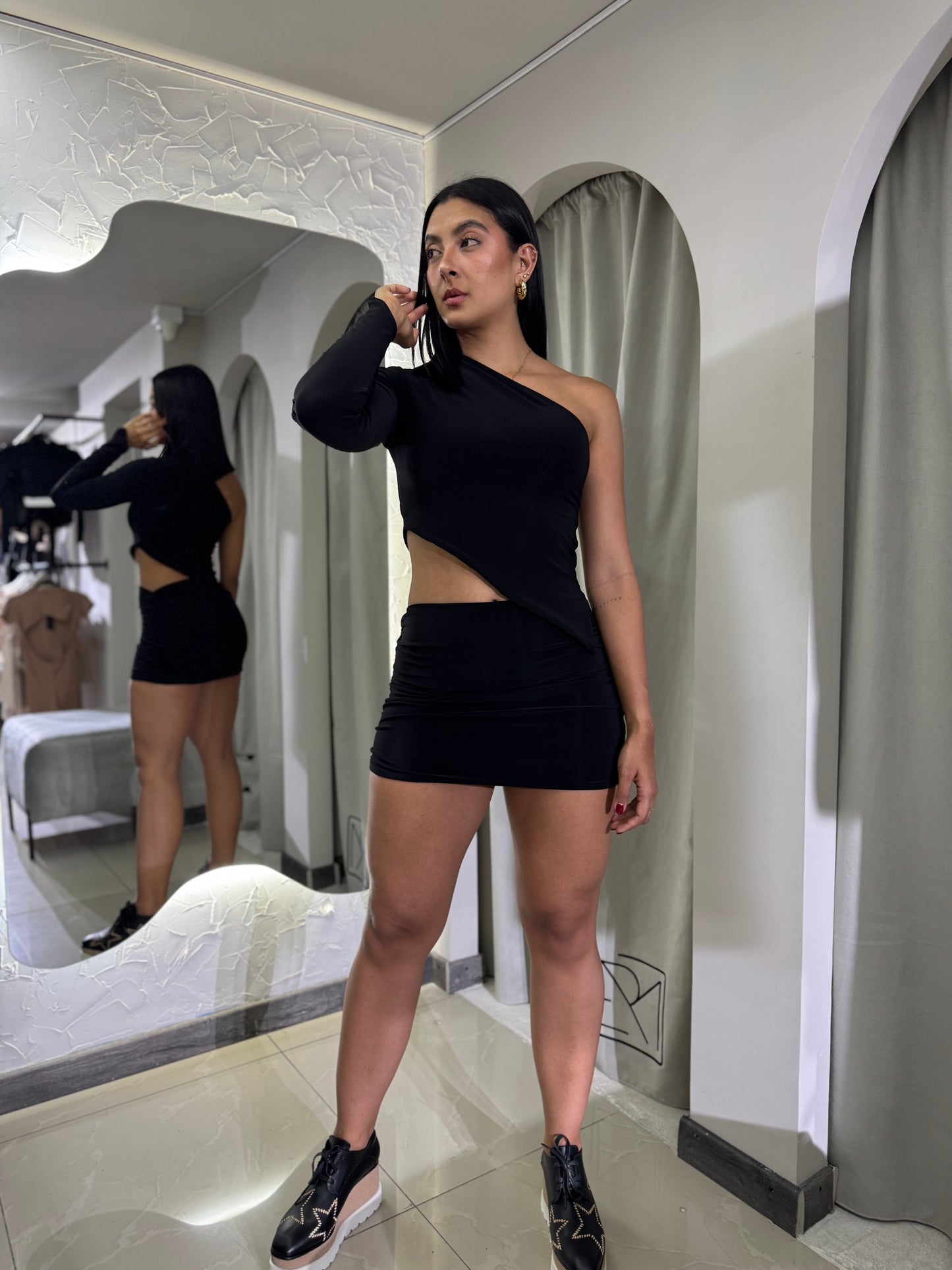 Set blusa asimétrica