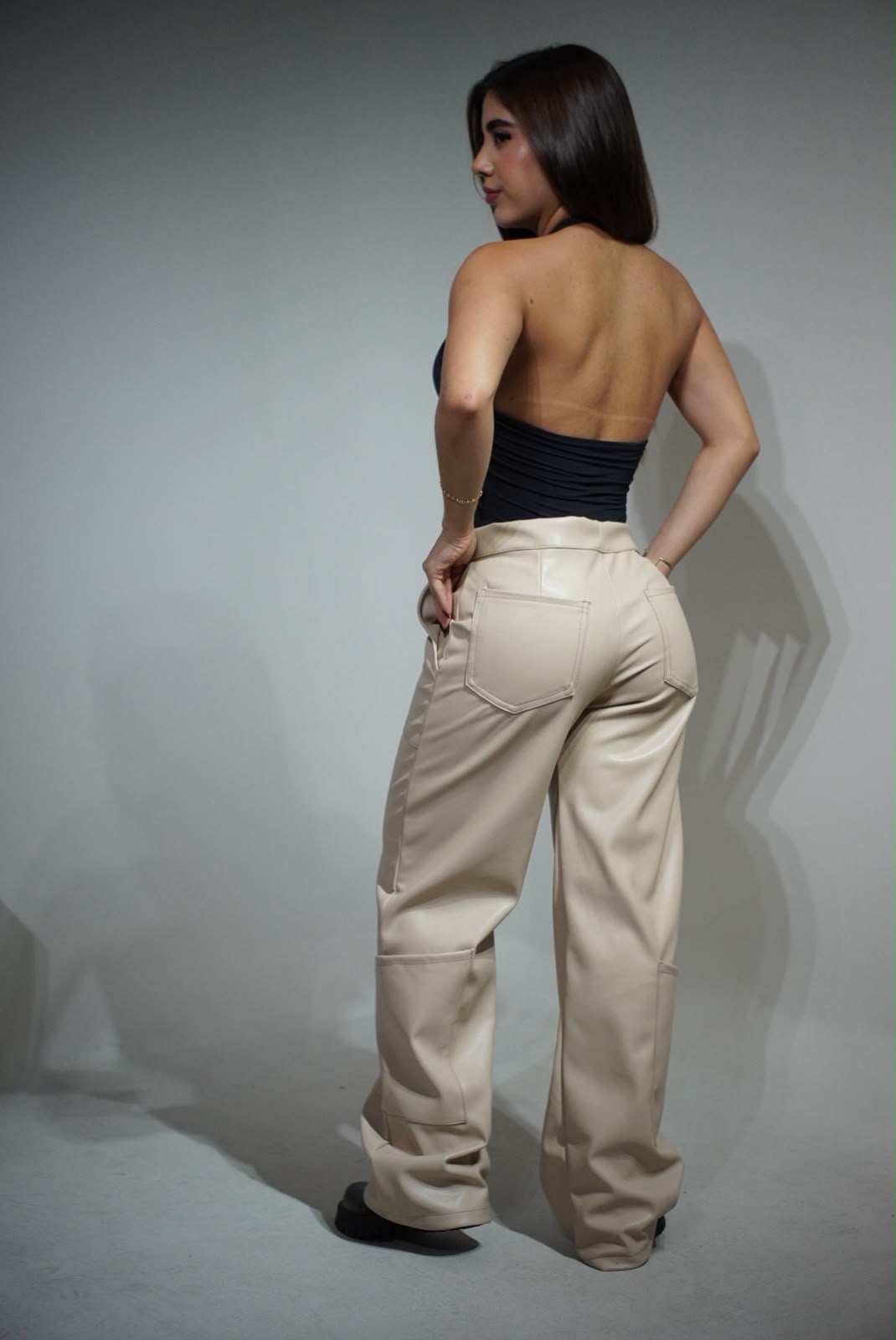 Pantalón cuerina DK